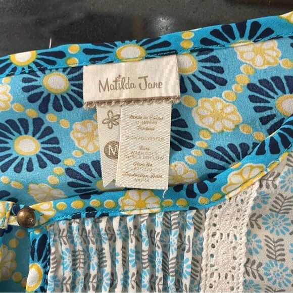 Matilda Jane Kaleidoscope Daisy Floral Keyhole Peasant Top - Picture 7 of 7